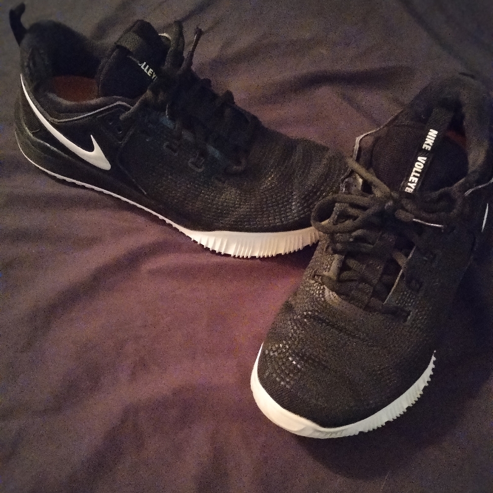 Nike volleyball shoes